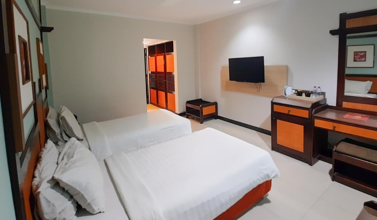 Hotel Sofia Juanda Surabaya Sidoarjo Εξωτερικό φωτογραφία