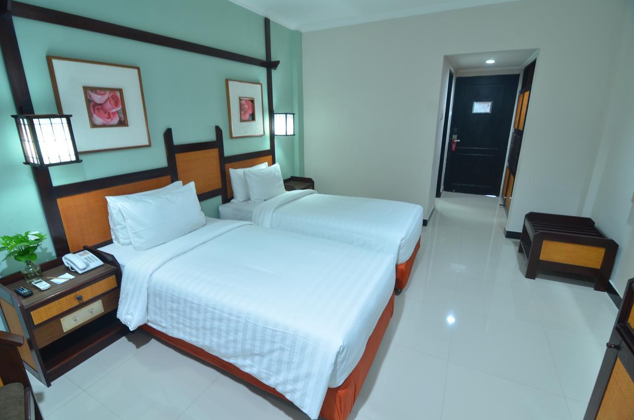 Hotel Sofia Juanda Surabaya Sidoarjo Εξωτερικό φωτογραφία